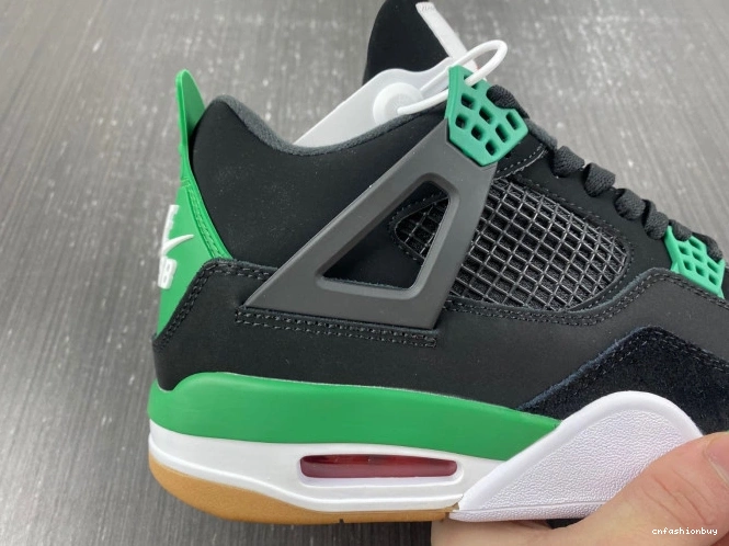 Jordan DR5415-030 Retro 4 SB 0819